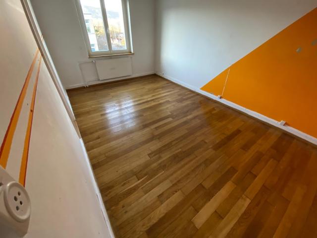 Apartment mieten in Einigen, Zürich