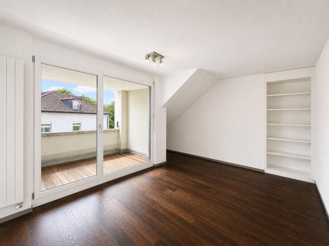 Apartment mieten in Einigen, Zürich