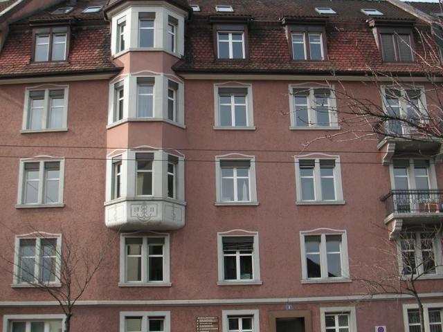 Apartment mieten in Einigen, Zürich