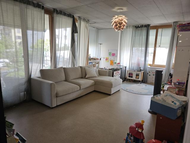 Apartment mieten in Einigen, Zürich