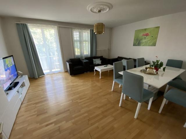 Apartment mieten in Einigen, Zürich