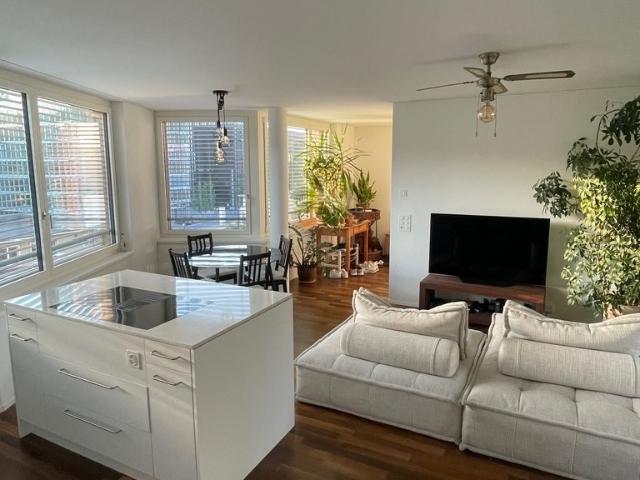 Apartment mieten in Einigen, Zürich