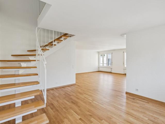 Apartment mieten in Einigen, Zürich