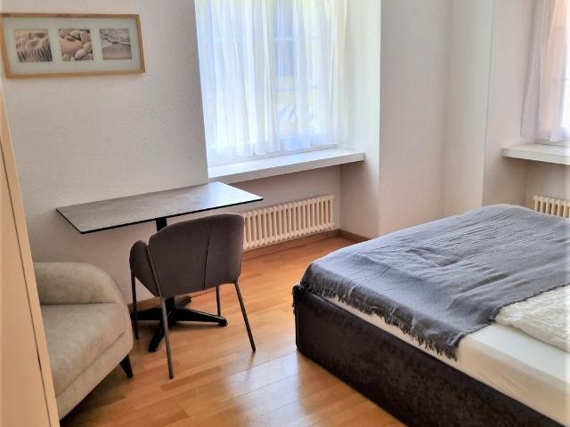 Apartment mieten in Einigen, Zürich