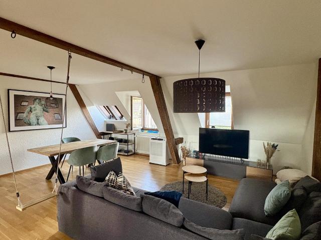 Apartment mieten in Einigen, Zürich