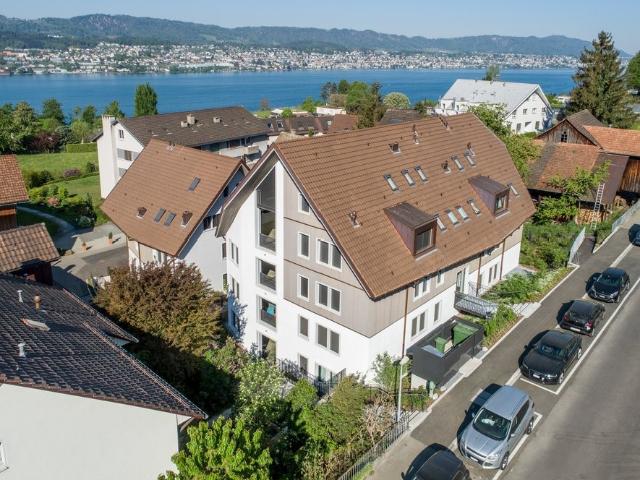 Apartment mieten in Herrliberg, Bezirk Meilen