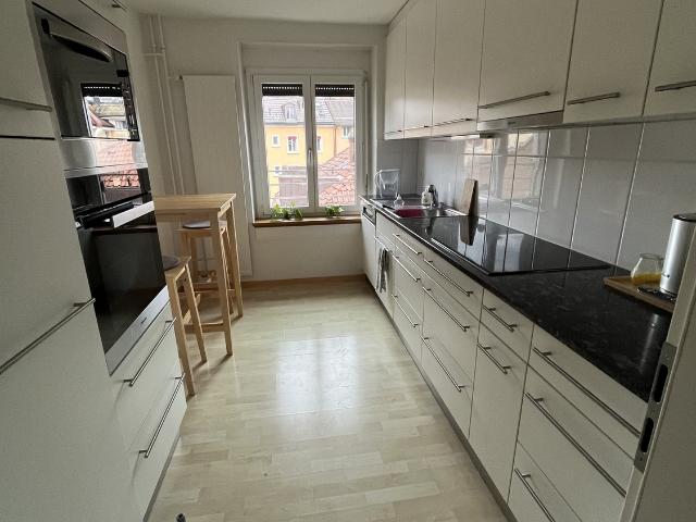 Apartment mieten in Einigen, Zürich