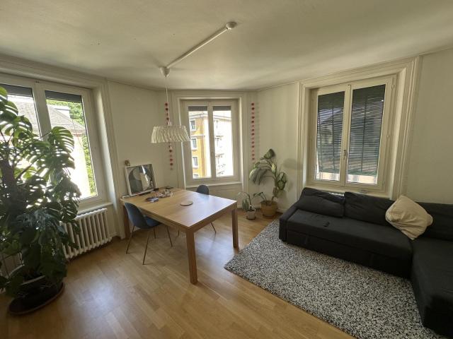 Apartment mieten in Einigen, Zürich