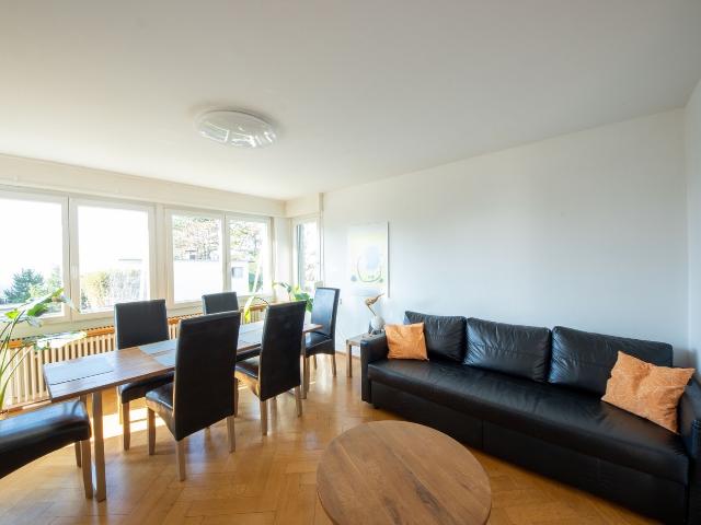Apartment mieten in Einigen, Zürich