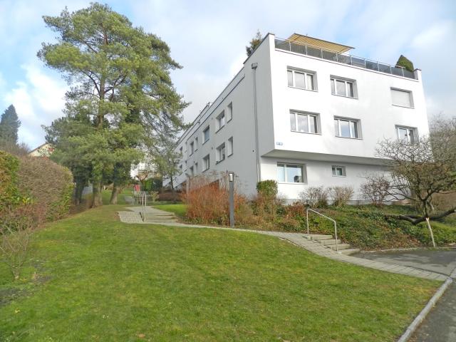 Apartment mieten in Einigen, Zürich