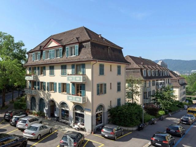 Apartment mieten in Einigen, Zürich