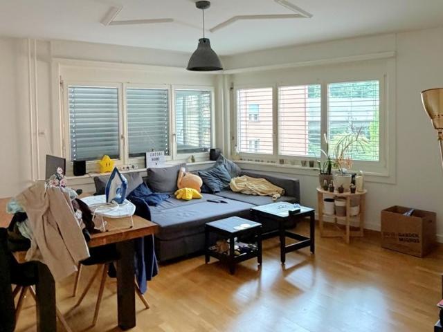 Apartment mieten in Einigen, Zürich