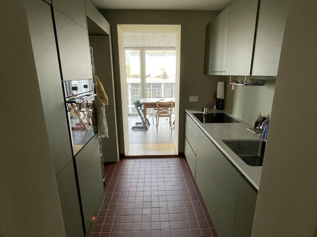 Apartment mieten in Einigen, Zürich