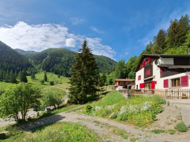 Haus mieten in Martigny-Combe, Wallis