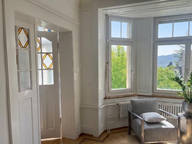 Apartment mieten in Einigen, Zürich