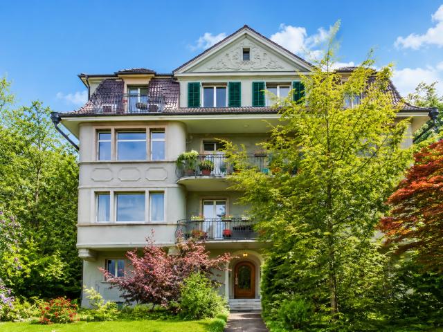 Apartment mieten in Einigen, Zürich
