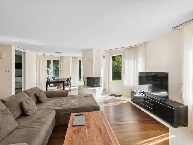 Haus mieten in Opfikon, Zürich