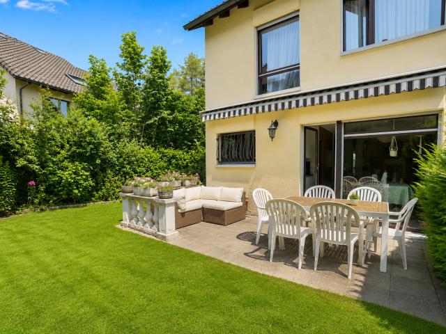 Haus mieten in Einigen, Zürich