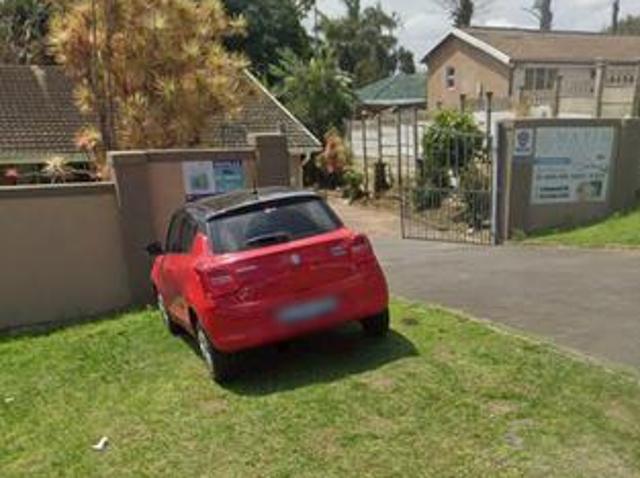 Commercial for rent in Queensburgh, Kwazulu-natal