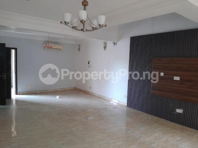 House for rent in Ikeja , Abuja