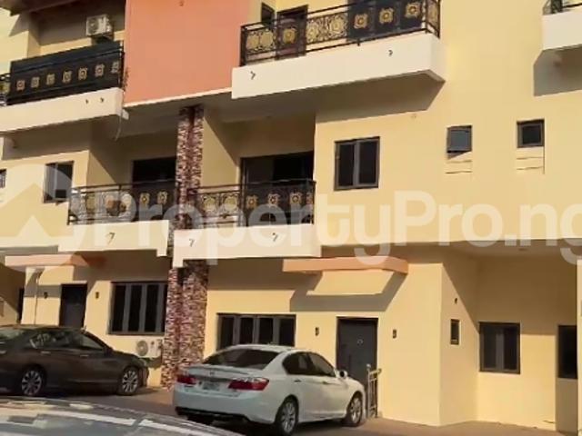 Terraced duplex for rent