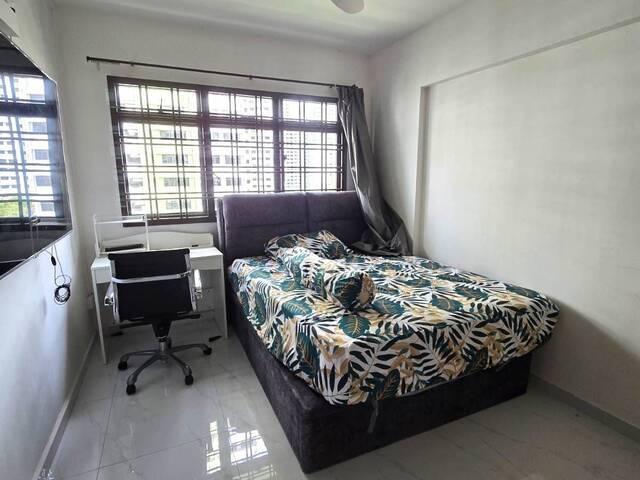 Room for rent in Tiong Bahru