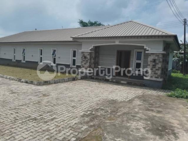 Bungalow for rent in Lagos