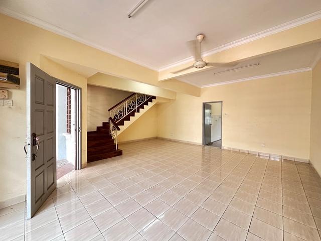 Terraced House for rent in Petaling, Alam Impian