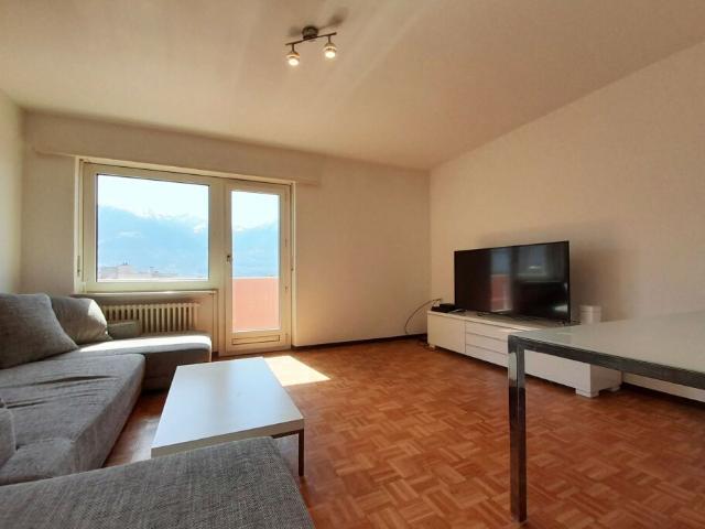 Wohnung kaufen in Minusio, Tessin