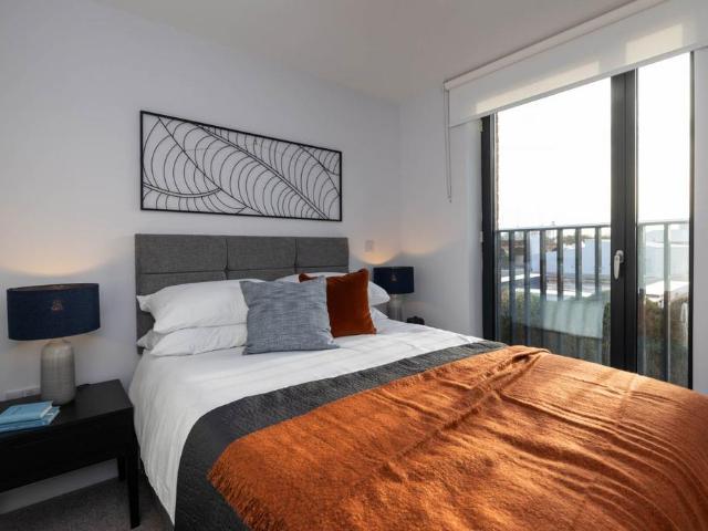 House for rent in Calderstones