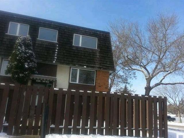 House for sale in Edmonton