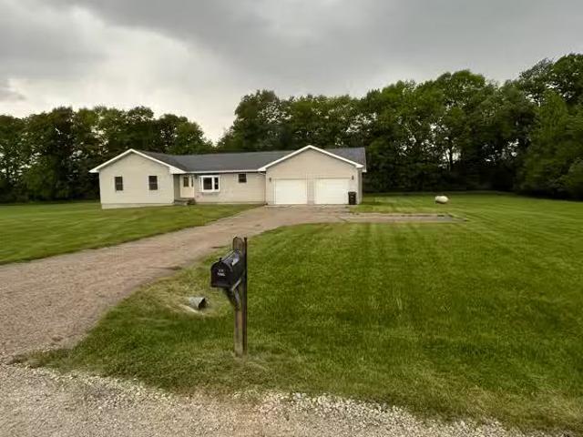House for rent in Lansing