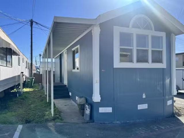 House for rent in Hayward