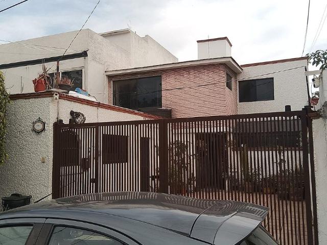 Casa en renta en Naucalpan De Juárez, Estado de México
