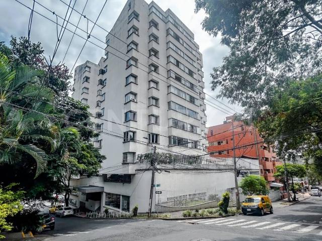 Apartamento en arriendo en Santa Teresita, Cali