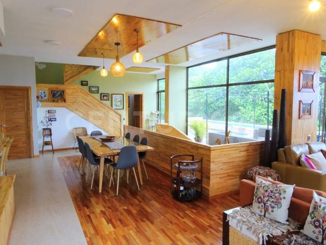 Casa en arriendo en Envigado, Valle de Aburrá
