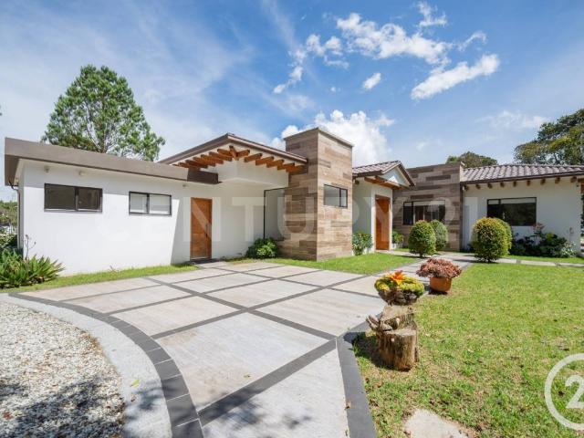 Casa en arriendo en Antioquia, Valle de Aburrá