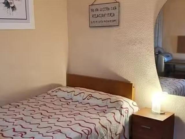 Casa en alquiler en Nou Barris, Barcelonès