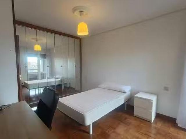 Casa en alquiler en Ermitagaña-Mendebaldea, Iruñerria