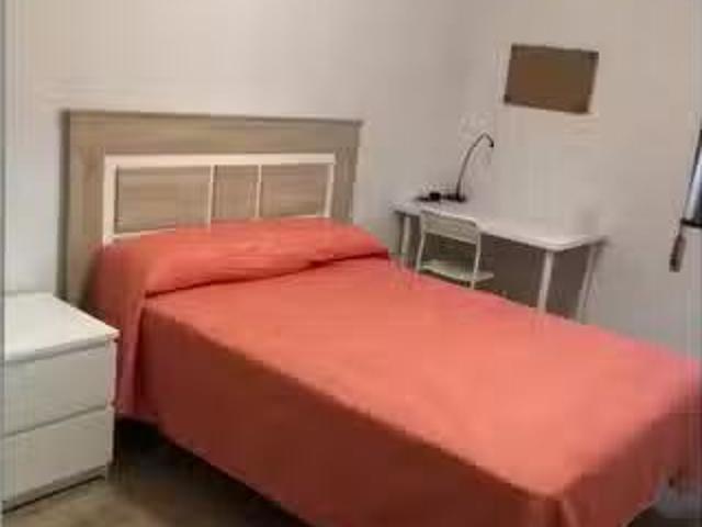 Casa en alquiler en La Corredoria y Ventanielles, Oviedo