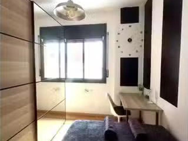 Casa en alquiler en Nou Barris, Barcelonès