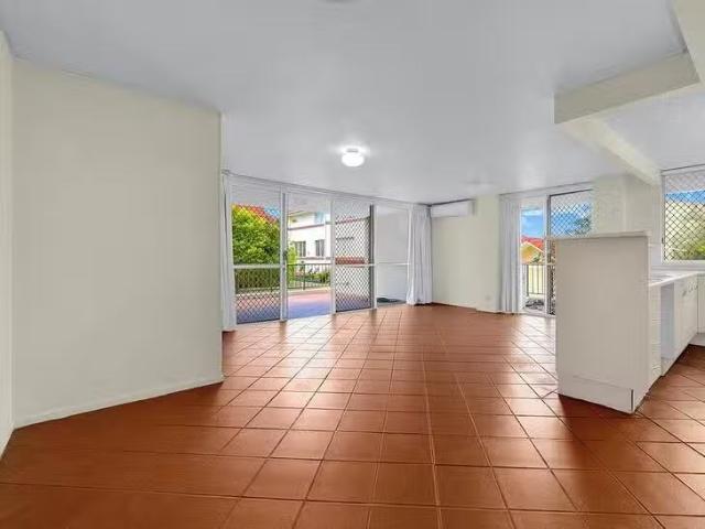 Apartment for rent in Toombul, Queensland