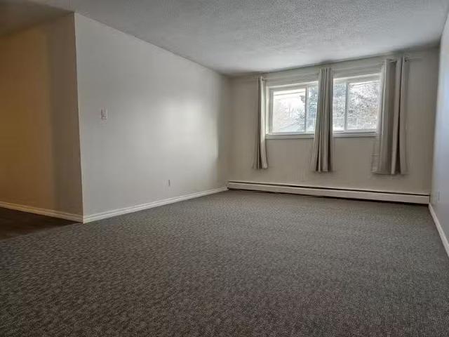 Condo for rent in Wedgewood, Alberta