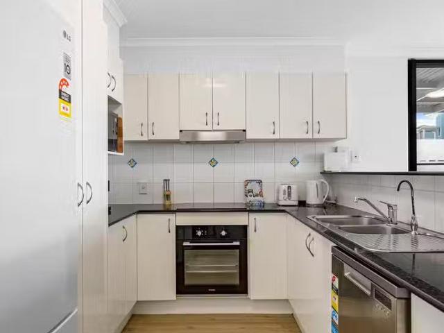 Apartment for rent in Kings Creek, Queensland
