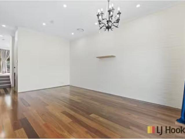Condo for rent in Woden, Australian Capital Territory