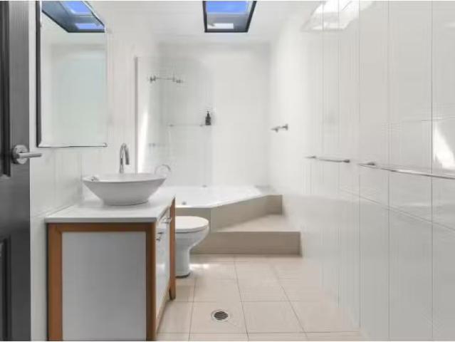 Condo for rent in Sydney, New South Wales