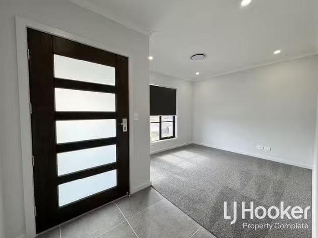 House for rent in Mitchell, Australian Capital Territory