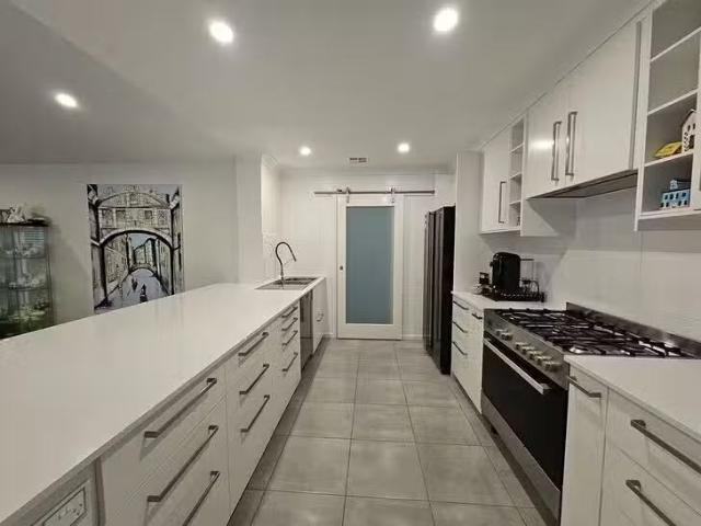 House for rent in Manchester Square, New South Wales