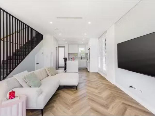 Condo for rent in Sutherland, New South Wales