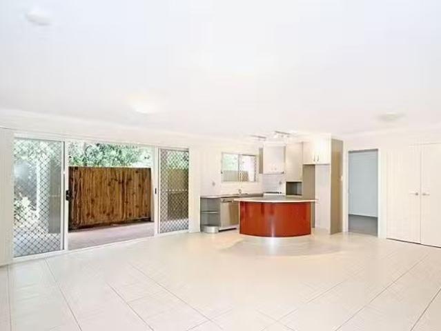 Apartment for rent in Toombul, Queensland